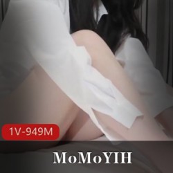 某推超顶极嫩粉女神-MoMoYIH